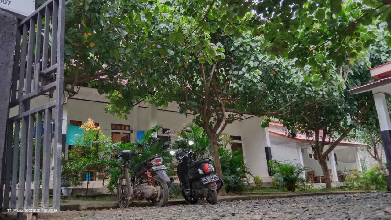 Nanda Homestay Kuta  Экстерьер фото