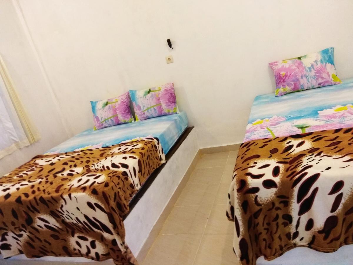 Nanda Homestay Kuta  Экстерьер фото